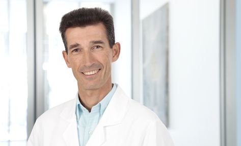 Dr. med. Frédéric Peroni
